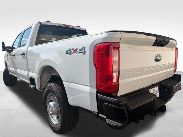 2026 Ford Super Duty F-350 SRW XL 4WD Crew Cab 6.75' Box