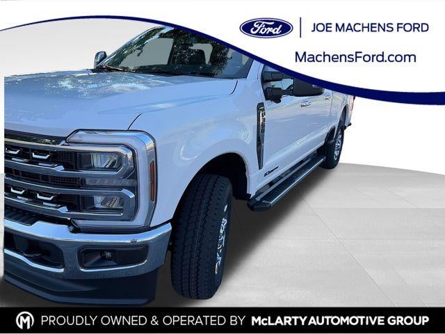 2026 Ford Super Duty F-350 SRW LARIAT 4WD Crew Cab 6.75' Box