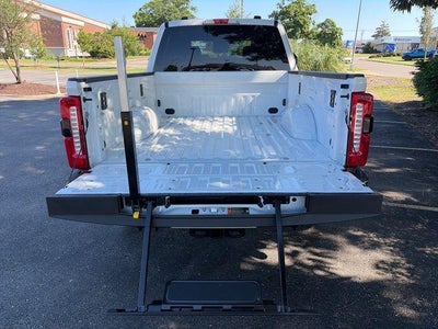 2026 Ford Super Duty F-350 SRW LARIAT 4WD Crew Cab 6.75' Box