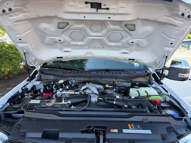 2026 Ford Super Duty F-350 SRW LARIAT 4WD Crew Cab 6.75' Box