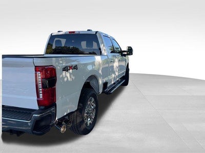 2026 Ford Super Duty F-350 SRW LARIAT 4WD Crew Cab 6.75' Box