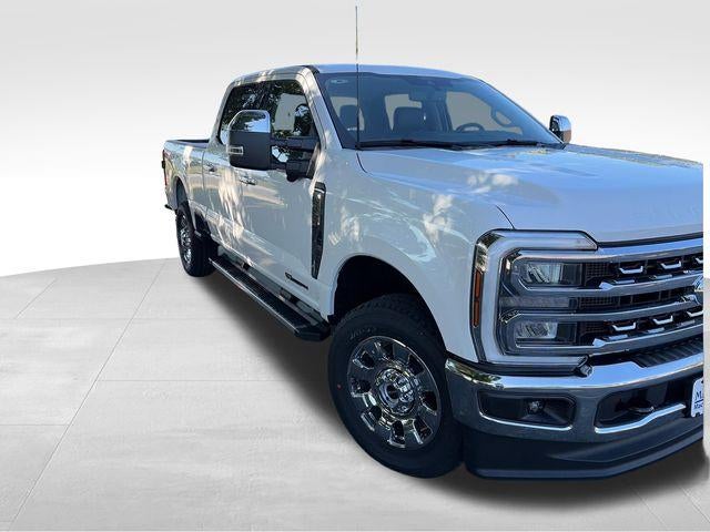 2026 Ford Super Duty F-350 SRW LARIAT 4WD Crew Cab 6.75' Box
