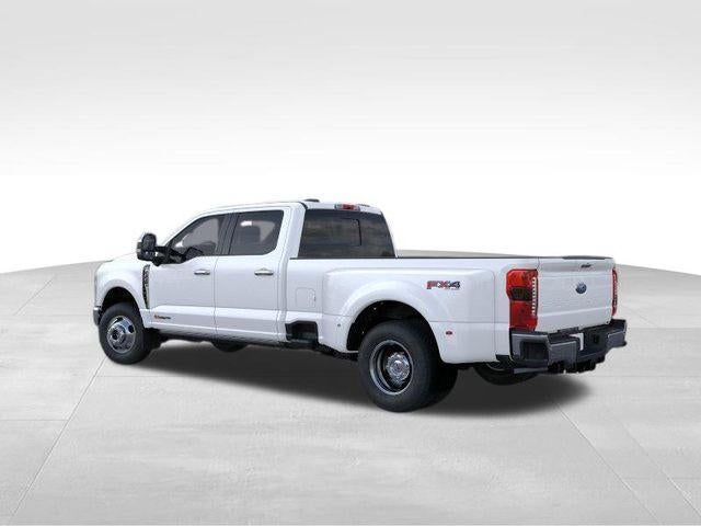 2026 Ford Super Duty F-350 DRW LARIAT 4WD Crew Cab 8' Box