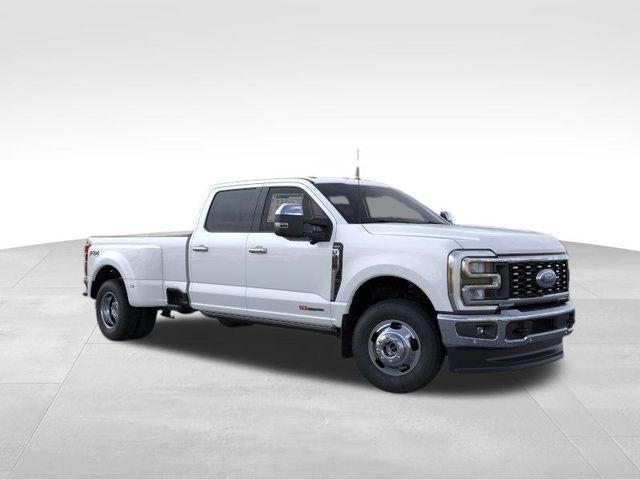 2026 Ford Super Duty F-350 DRW LARIAT 4WD Crew Cab 8' Box