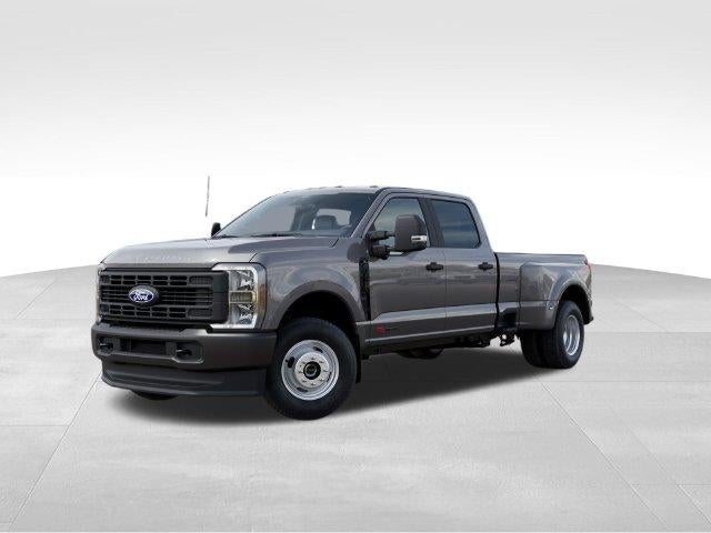 2027 Ford Super Duty F-350 DRW XL 4WD Crew Cab 8' Box