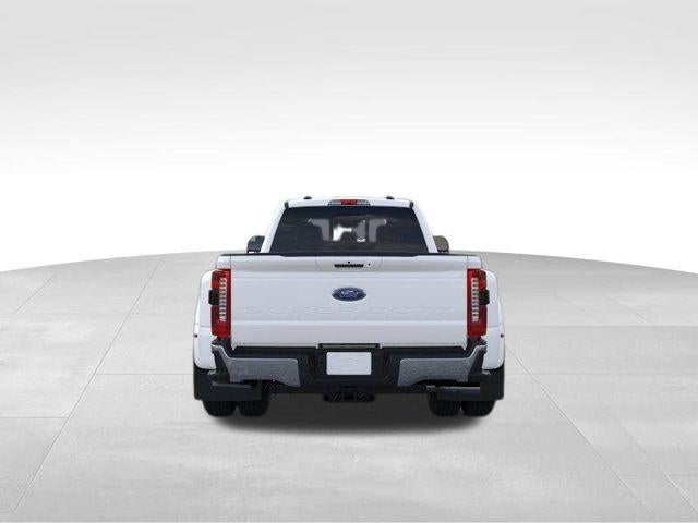 2026 Ford Super Duty F-350 DRW LARIAT 4WD Crew Cab 8' Box