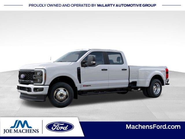 2027 Ford Super Duty F-350 DRW XL 4WD Crew Cab 8' Box