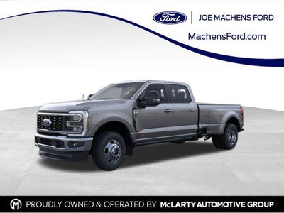 2026 Ford Super Duty F-350 DRW LARIAT 4WD Crew Cab 8' Box