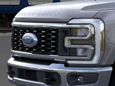 2026 Ford Super Duty F-350 DRW LARIAT 4WD Crew Cab 8' Box