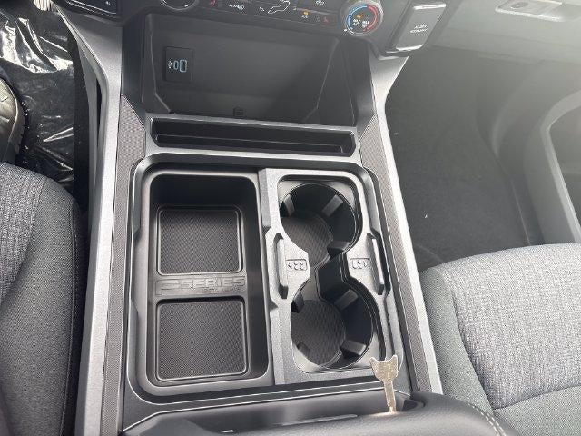2027 Ford Super Duty F-350 DRW XLT 4WD Crew Cab 8' Box