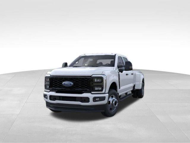 2026 Ford Super Duty F-350 DRW XL 4WD Crew Cab 8' Box