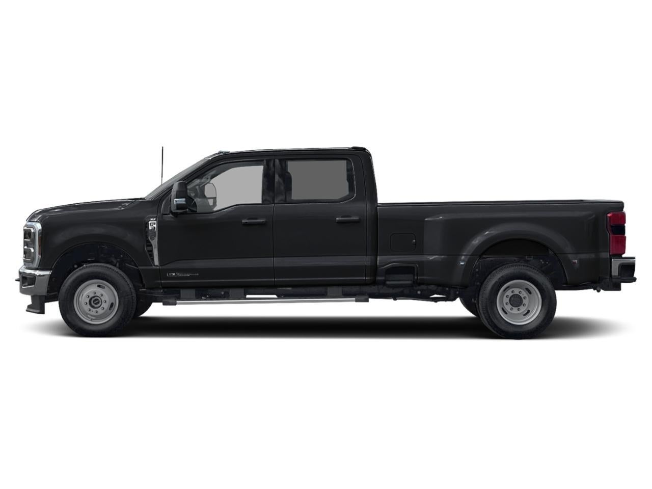 2026 Ford Super Duty F-350 DRW XLT 4WD Crew Cab 8' Box