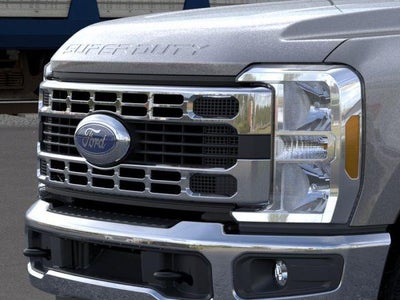 2026 Ford Super Duty F-350 DRW XLT 4WD Crew Cab 8' Box