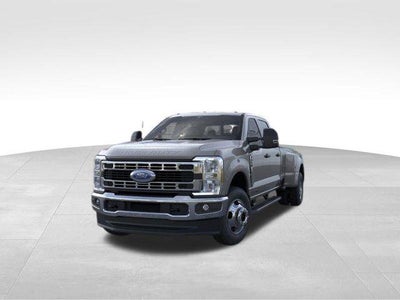 2026 Ford Super Duty F-350 DRW XLT 4WD Crew Cab 8' Box