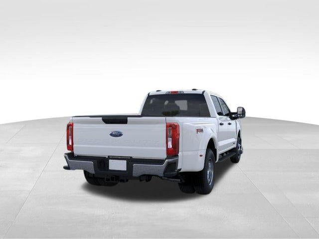 2026 Ford Super Duty F-350 DRW XLT 4WD Crew Cab 8' Box