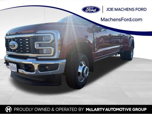 2026 Ford Super Duty F-350 DRW LARIAT 4WD Crew Cab 8' Box