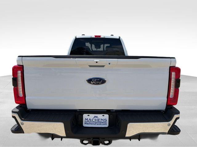 2026 Ford Super Duty F-350 DRW LARIAT 4WD Crew Cab 8' Box