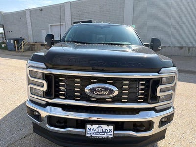 2026 Ford Super Duty F-350 DRW LARIAT 4WD Crew Cab 8' Box