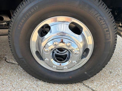 2026 Ford Super Duty F-350 DRW LARIAT 4WD Crew Cab 8' Box