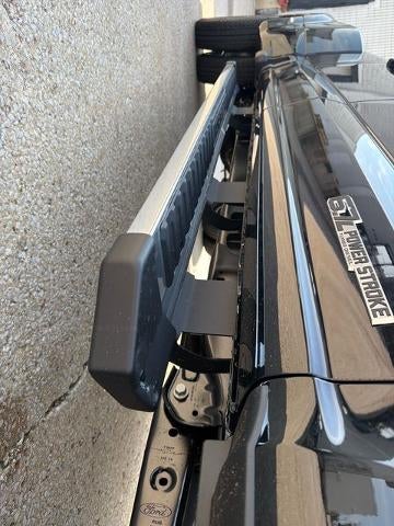 2026 Ford Super Duty F-350 DRW LARIAT 4WD Crew Cab 8' Box