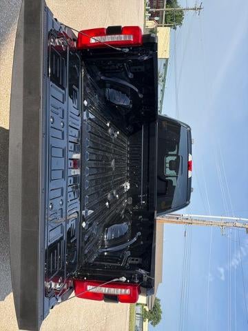 2026 Ford Super Duty F-350 DRW LARIAT 4WD Crew Cab 8' Box