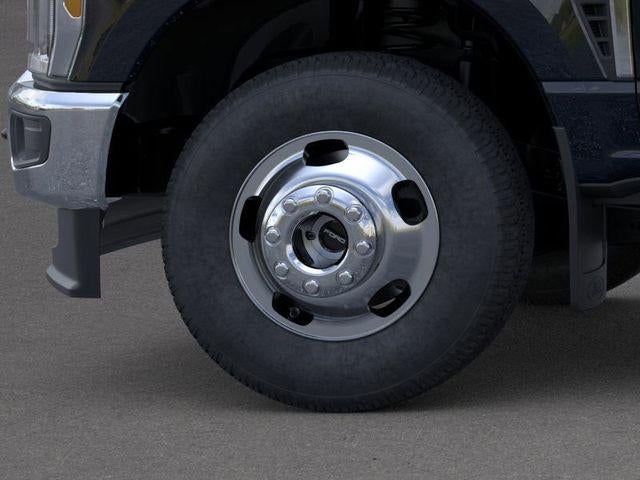 2026 Ford Super Duty F-350 DRW XLT 4WD Crew Cab 8' Box