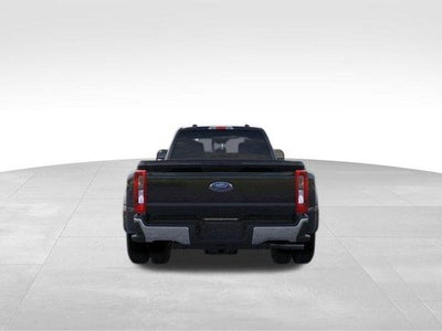 2026 Ford Super Duty F-350 DRW XLT 4WD Crew Cab 8' Box