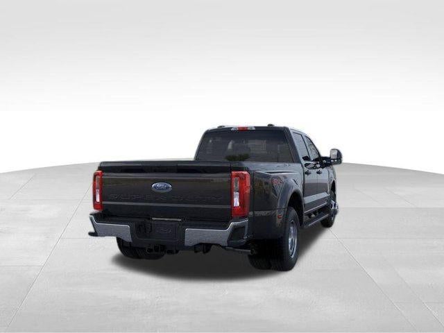 2026 Ford Super Duty F-350 DRW XLT 4WD Crew Cab 8' Box