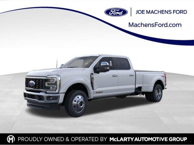2026 Ford Super Duty F-450 DRW King Ranch 4WD Crew Cab 8' Box