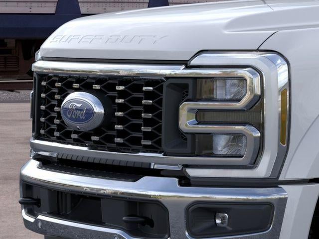 2026 Ford Super Duty F-450 DRW King Ranch 4WD Crew Cab 8' Box