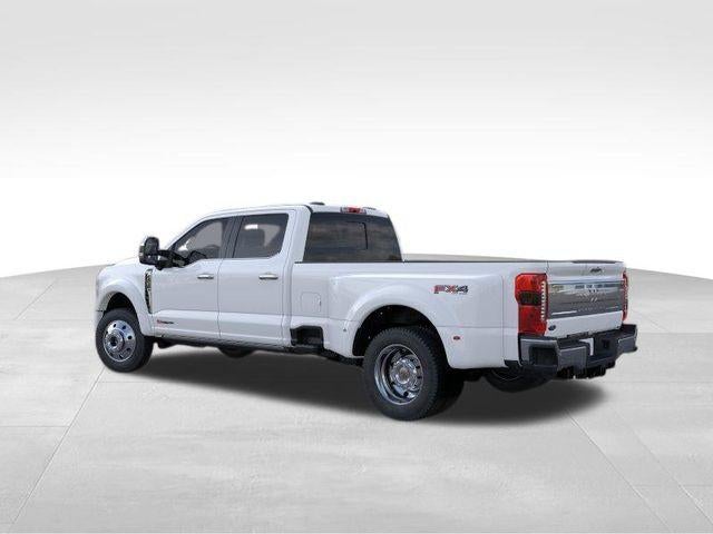 2026 Ford Super Duty F-450 DRW King Ranch 4WD Crew Cab 8' Box