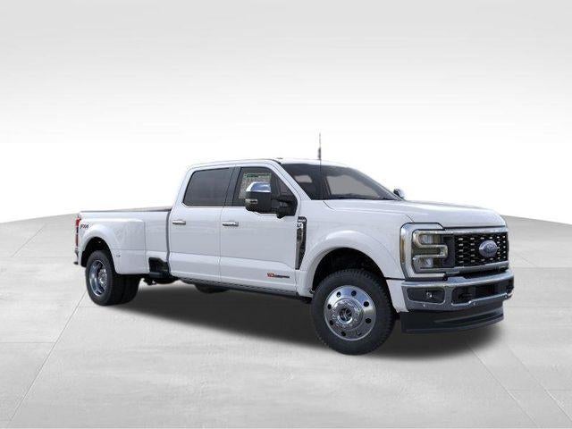 2026 Ford Super Duty F-450 DRW King Ranch 4WD Crew Cab 8' Box