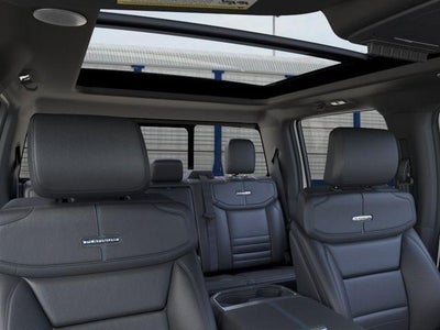 2026 Ford Super Duty F-450 DRW Platinum 4WD Crew Cab 8' Box
