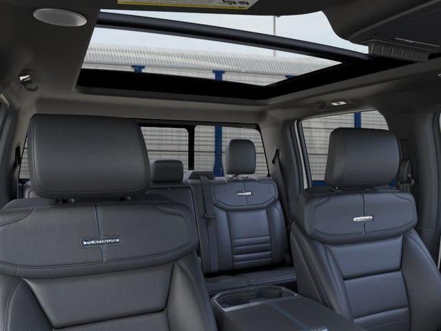 2026 Ford Super Duty F-450 DRW Platinum 4WD Crew Cab 8' Box