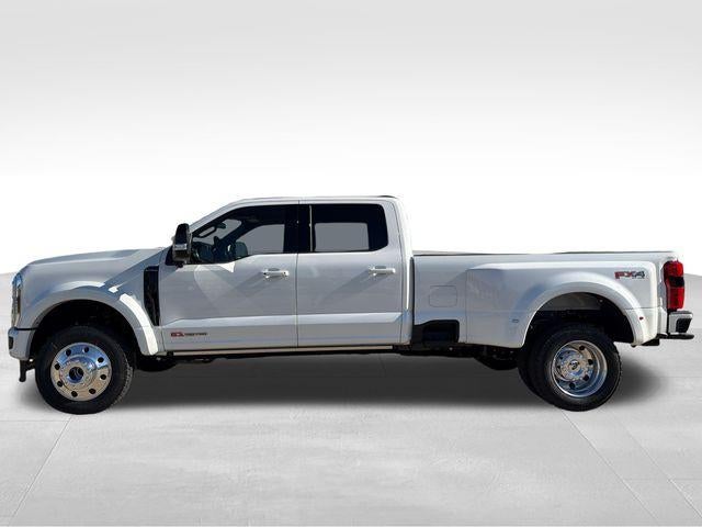 2026 Ford Super Duty F-450 DRW Platinum 4WD Crew Cab 8' Box