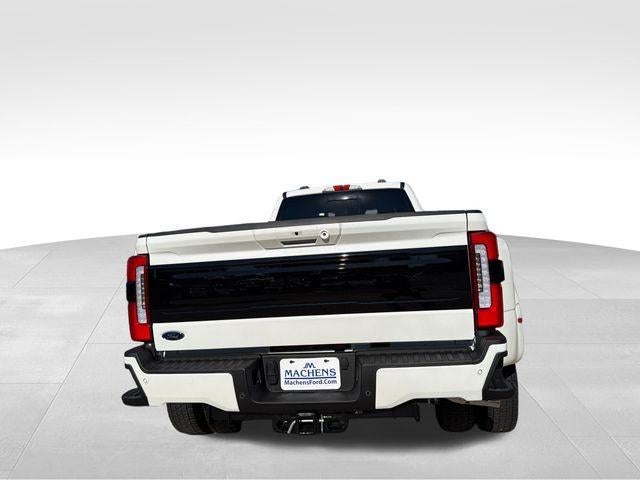 2026 Ford Super Duty F-450 DRW Platinum 4WD Crew Cab 8' Box