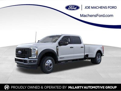 2026 Ford Super Duty F-450 DRW XL 4WD Crew Cab 8' Box
