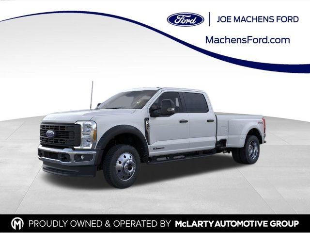 2026 Ford Super Duty F-450 DRW XL 4WD Crew Cab 8' Box