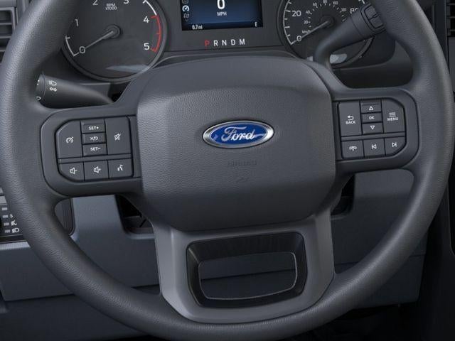 2026 Ford Super Duty F-450 DRW XL 4WD Crew Cab 8' Box