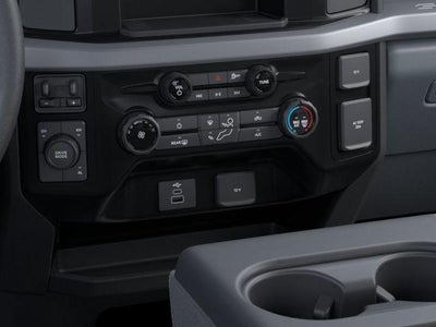 2026 Ford Super Duty F-450 DRW XL 4WD Crew Cab 8' Box