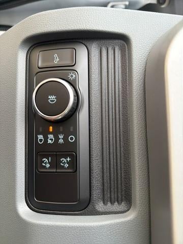 2026 Ford Super Duty F-250 SRW XL 4WD Reg Cab 8' Box