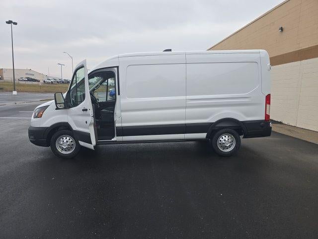 2026 Ford Transit Cargo Van T-250 148" Med Rf 9150 GVWR AWD