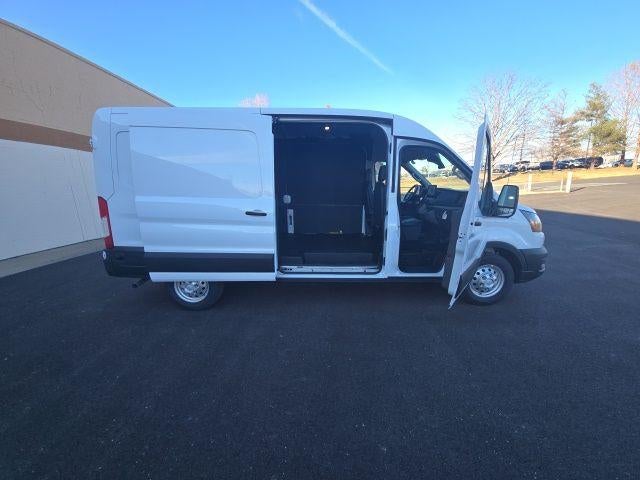 2026 Ford Transit Cargo Van T-250 148" Med Rf 9150 GVWR AWD