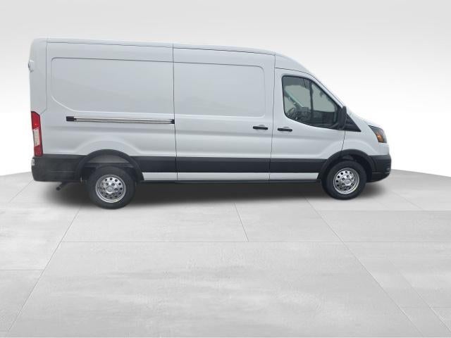 2026 Ford Transit Cargo Van T-250 148" Med Rf 9150 GVWR AWD