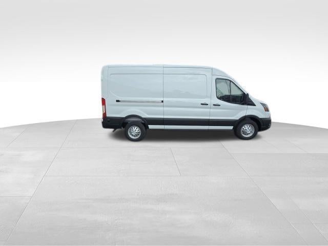 2026 Ford Transit Cargo Van T-250 148" Med Rf 9150 GVWR AWD