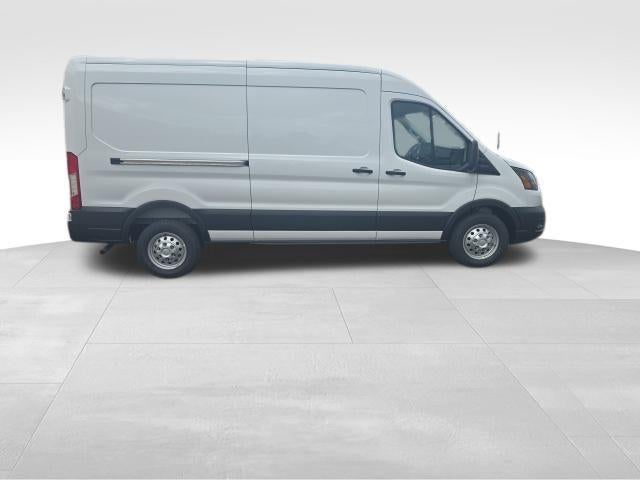 2026 Ford Transit Cargo Van T-250 148" Med Rf 9150 GVWR AWD