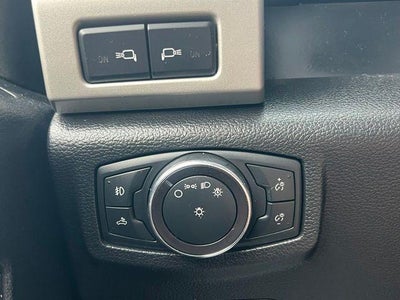 2018 Ford F-150 LARIAT 4WD SuperCrew 5.5' Box