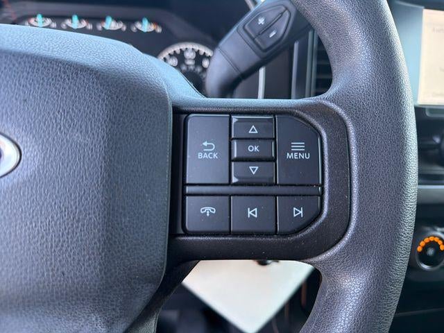 2023 Ford F-150 XL 4WD SuperCrew 5.5' Box