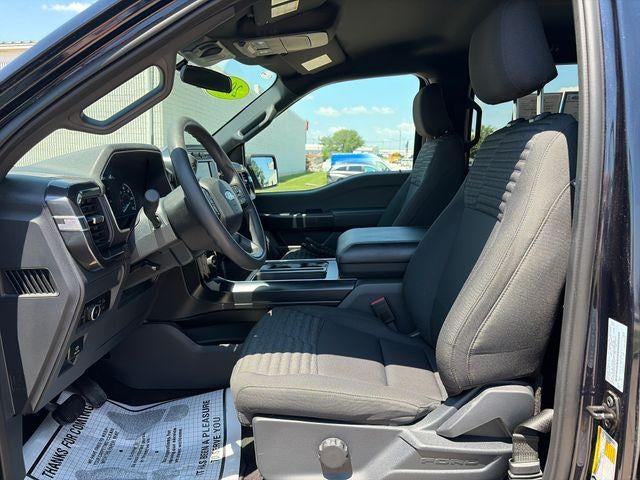 2023 Ford F-150 XL 4WD SuperCrew 5.5' Box