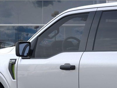 2025 Ford F-150 STX 4WD SuperCrew 5.5' Box